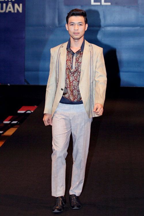 Siêu mẫu Doãn Tuấn sải bước lạnh lùng - 15