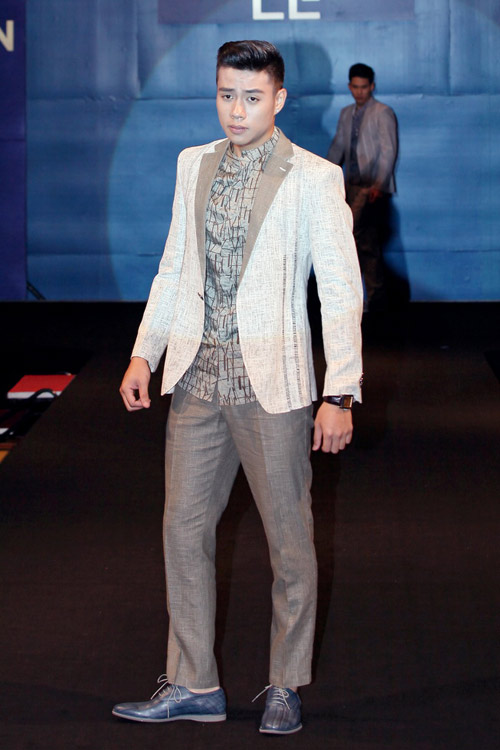 Siêu mẫu Doãn Tuấn sải bước lạnh lùng - 3
