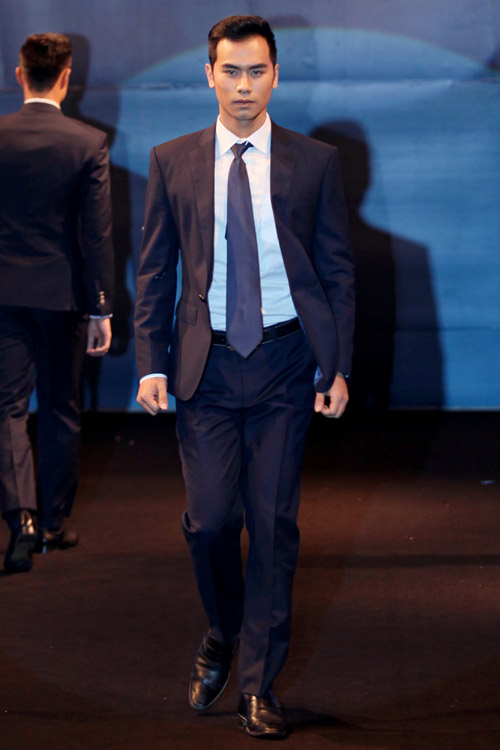 Siêu mẫu Doãn Tuấn sải bước lạnh lùng - 9