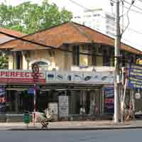 Tin tức trong ngày - TPHCM: Thu hồi hàng chục công sở