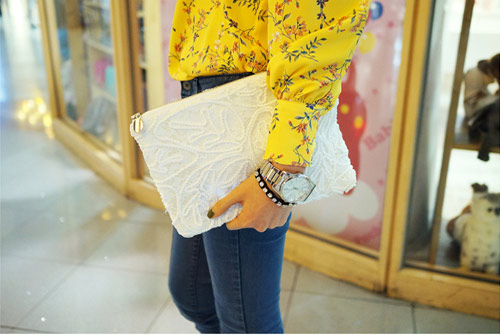 Nữ tính tuyệt đối với ren thêu nổi - 18