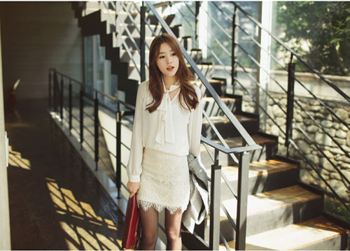 Nữ tính tuyệt đối với ren thêu nổi - 12