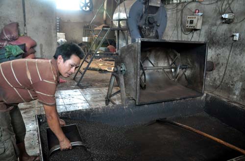 Sốc: Bắp trộn đậu nành thành...cà phê - 2