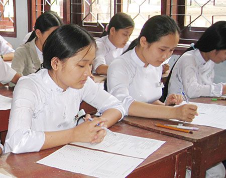 Bí quyết ôn thi môn Tiếng Anh - 2