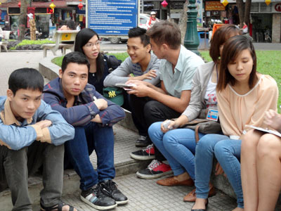 Sinh viên "săn Tây" để nâng tầm tiếng Anh - 5