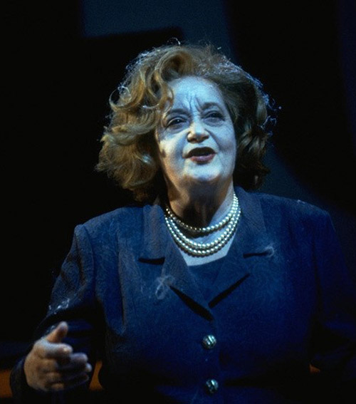 “Bà đầm thép” trên màn ảnh - 6