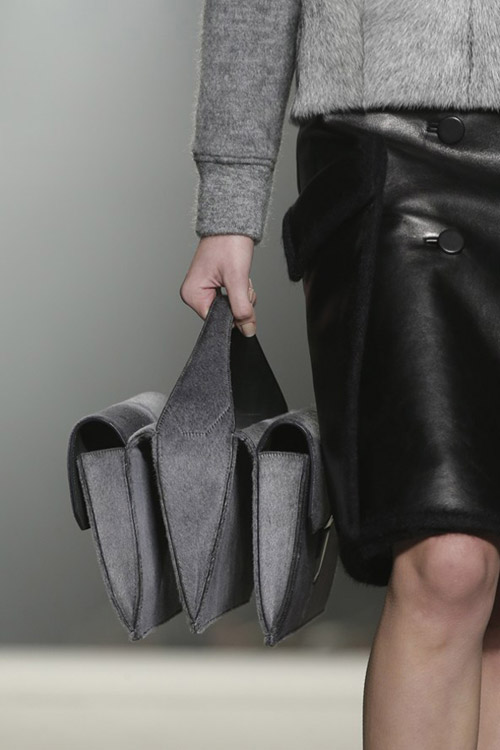 13 chiếc túi thu đông cần phải biết - 13