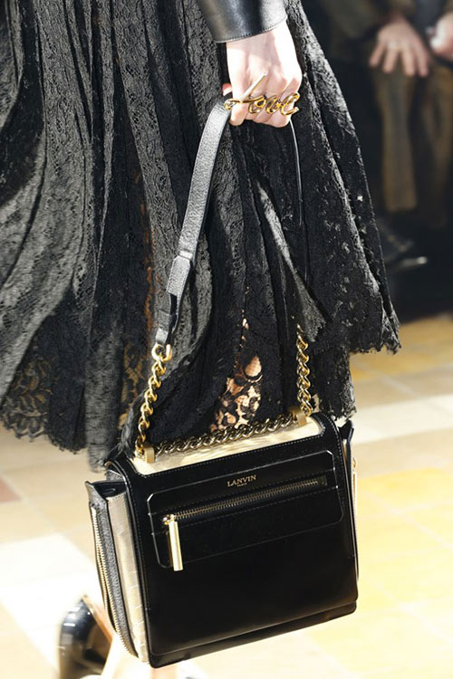 13 chiếc túi thu đông cần phải biết - 7