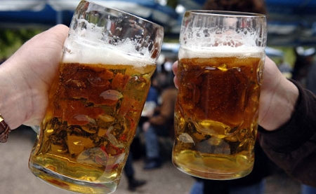 Đức: Phát hiện thạch tín trong bia - 1