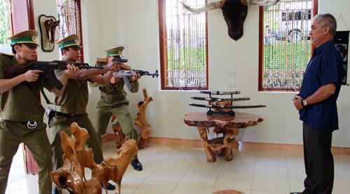 Nóng phim về trùm ma túy Tam giác Vàng - 6