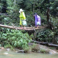 Giáo dục - du học - Heo hút lớp học Trường Sơn Đông