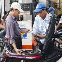 Tin tức trong ngày - Xăng dầu bất ngờ giảm giá từ tối 9/4