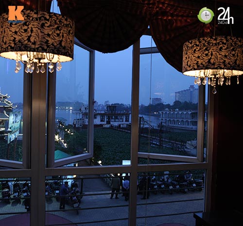 Đột nhập "tàu ma" Hồ Tây - 5