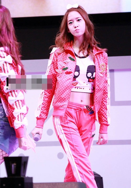 "Bom sex gốc Việt" căng tràn nhựa sống - 15