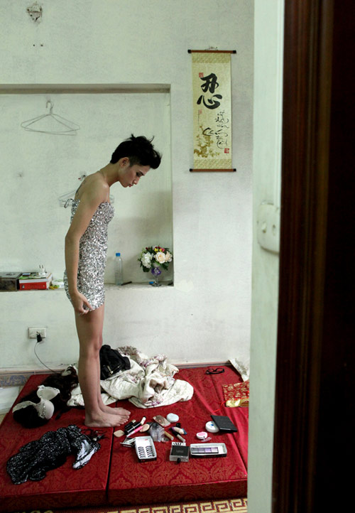 "Bí mật" một ngày của mẫu chuyển giới - 15