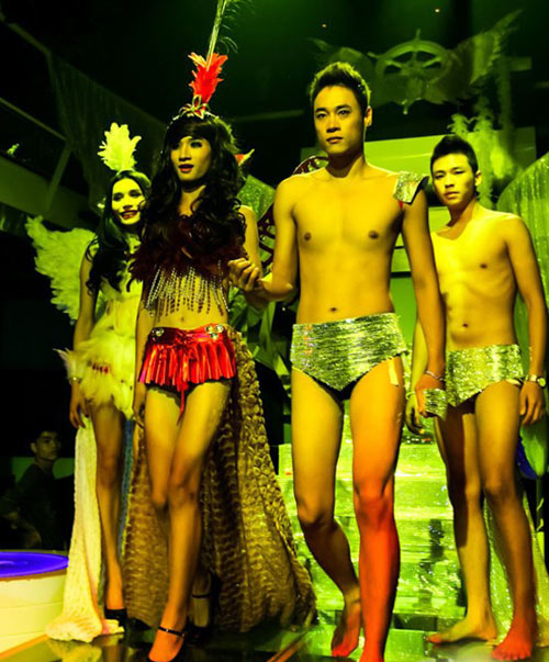 "Bí mật" một ngày của mẫu chuyển giới - 9