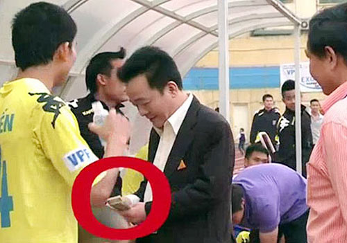 BĐVN: Chuyên nghiệp là phải “đói” - 2