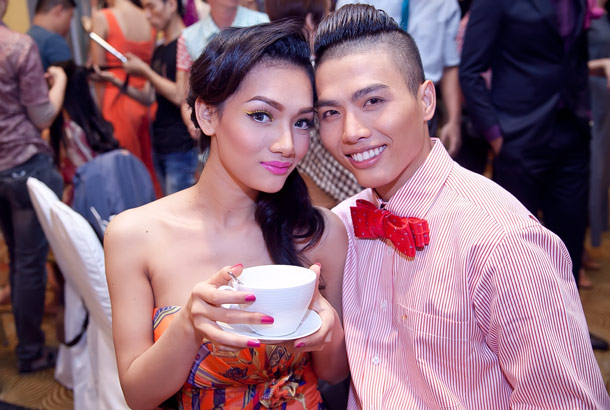 Các mẫu nữ nhí nhảnh trước giờ G - 6