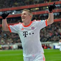 Bóng đá - Schweinsteiger hất gót điệu nghệ đẹp nhất V28 Bundesliga