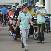 Giáo dục - du học - Lệch pha cung - cầu