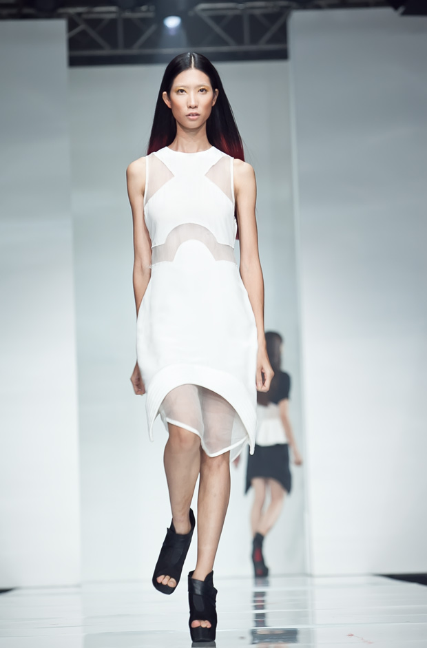 Tinh tế và gợi cảm với "Tân đàn bà" - 14