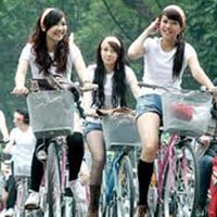 Tin tức trong ngày - "Đi xe đạp, Hà Nội càng ùn tắc"