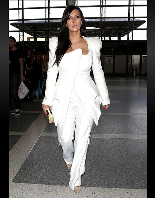 Đỏm dáng như bà bầu Kim Kardashian - 12