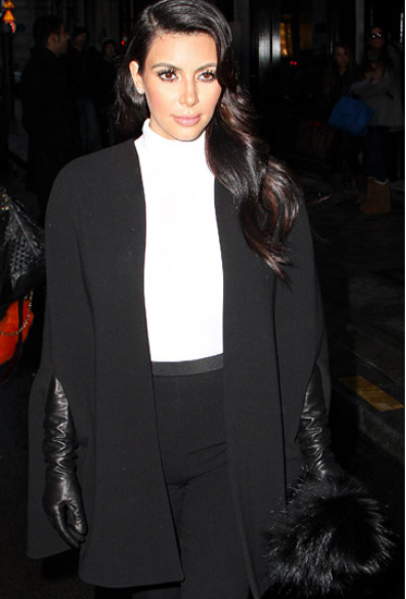 Đỏm dáng như bà bầu Kim Kardashian - 3