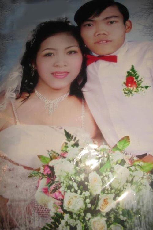 Hà Nội: Chú lùn 70cm và người vợ câm - 1