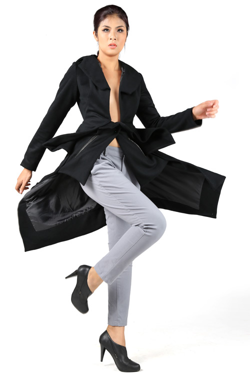 Ngọc Hân lăng xê mốt không nội y - 2