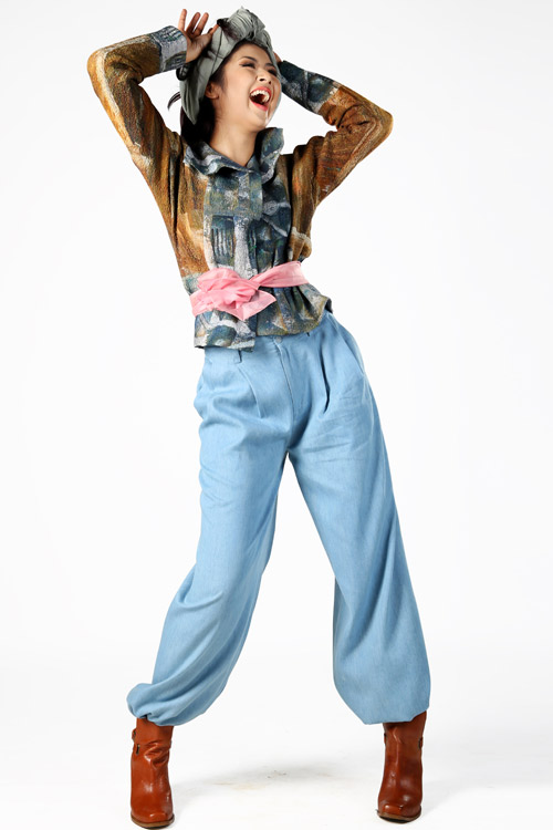 Ngọc Hân lăng xê mốt không nội y - 2