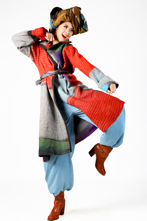 Ngọc Hân lăng xê mốt không nội y - 5