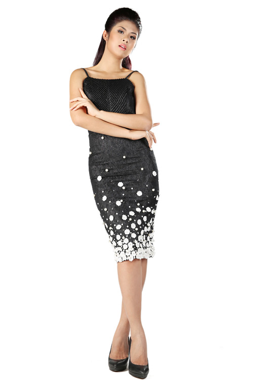 Ngọc Hân lăng xê mốt không nội y - 11