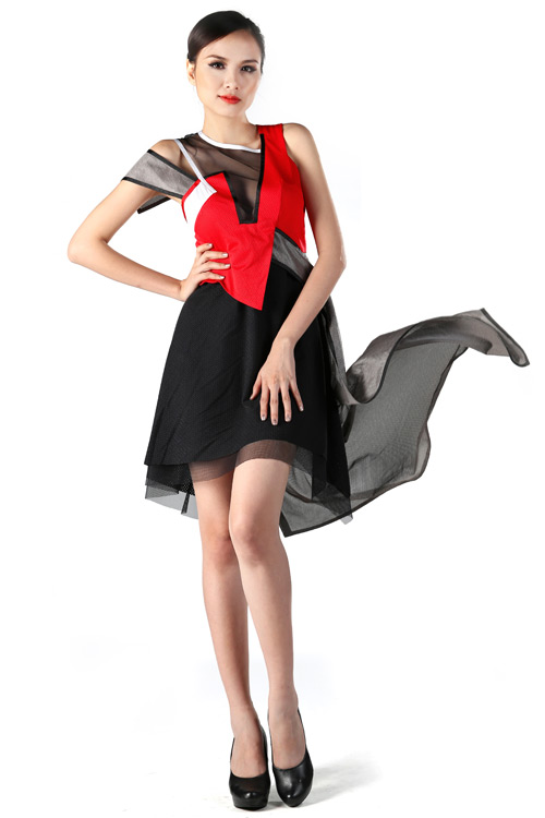 Ngọc Hân lăng xê mốt không nội y - 6