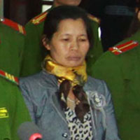 Tin tức trong ngày - Vợ ông Đoàn Văn Vươn kháng cáo thay chồng