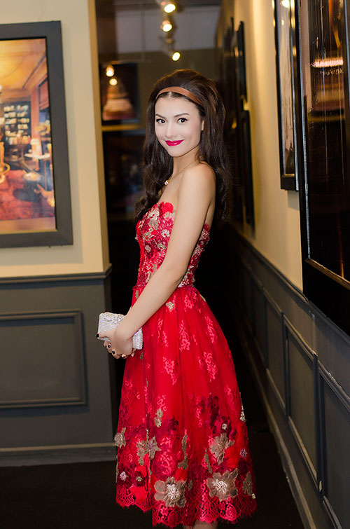 Tống Diệu Hằng thân thiết bên Khánh Thi - 7