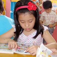 Giáo dục - du học - Lạ lùng truyện tranh đọc ngược