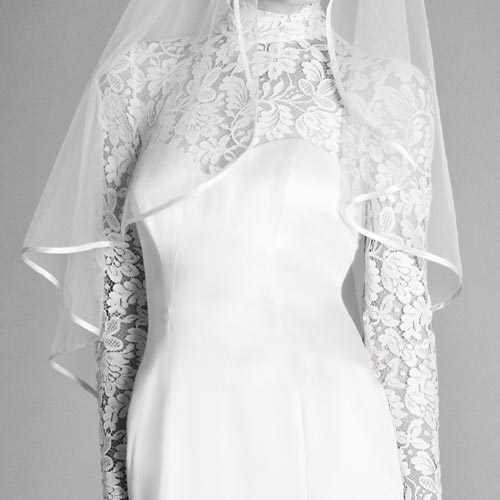 Váy cưới ren đem nét duyên cho nàng dâu - 16