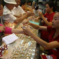 Tài chính - Bất động sản - Vàng loạn giá: Điều hành không vì thị trường