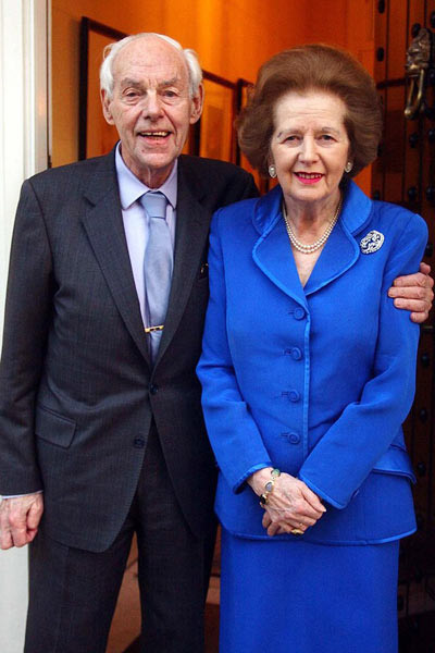 Ngắm thời trang cuối đời "Bà đầm thép" - 6