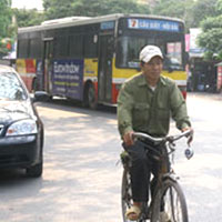 Tin tức trong ngày - Xe đạp chống ùn tắc: Chỉ để giống… Tây!