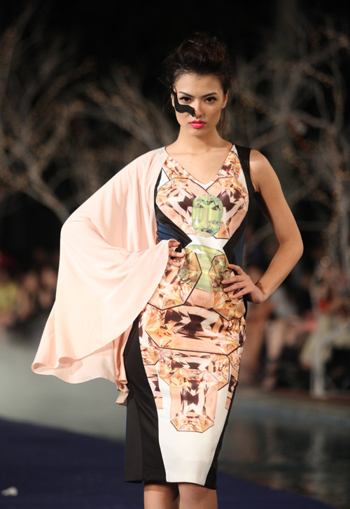 Đã mắt xem tuần lễ thời trang Thu Đông - 19