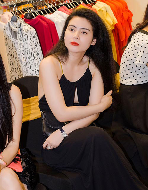 Bất ngờ nhan sắc “cá sấu chúa” Quỳnh Nga - 4