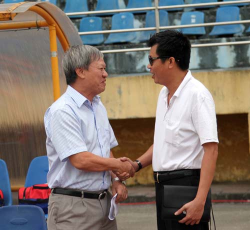 Bầu Trường tố trọng tài với TTK VFF - 2