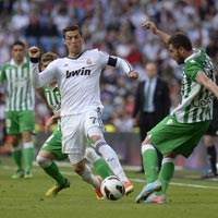 Bóng đá - Real - Betis: Ronaldo im lặng