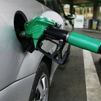 Thị trường - Tiêu dùng - Giá xăng, dầu thế giới lao dốc tuần qua