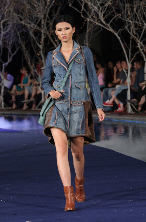 Hoa hậu Thùy Dung cực "chất" với denim - 7