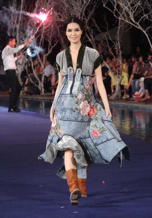 Hoa hậu Thùy Dung cực "chất" với denim - 6