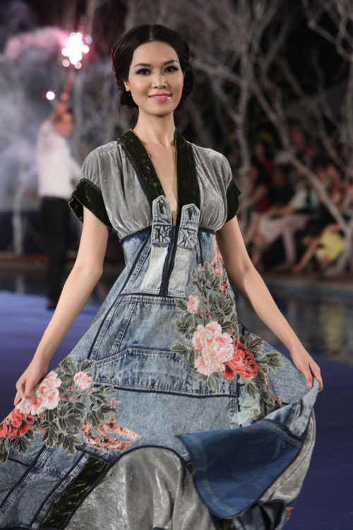 Hoa hậu Thùy Dung cực "chất" với denim - 8