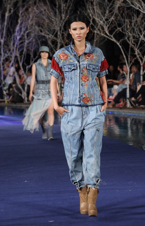 Hoa hậu Thùy Dung cực "chất" với denim - 4